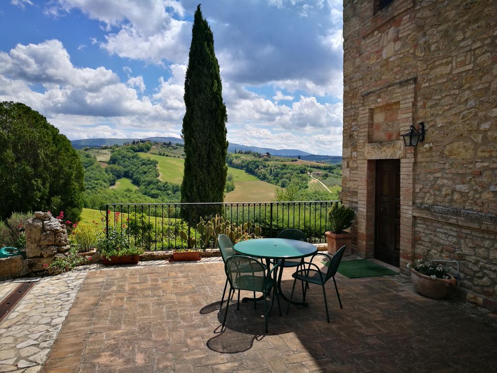 Agriturismo Casale Dei Frontini San Terenziano Exterior photo